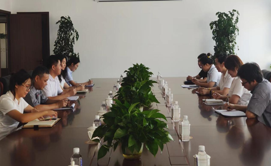 5. 康养相助公司组织召开上半年《新宝GG视野》撰稿、投稿事情总结会_副本.png